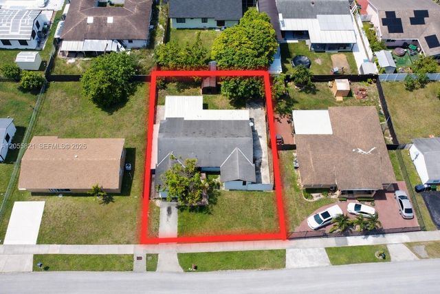 10221 SW 169th St, Miami, FL 33157