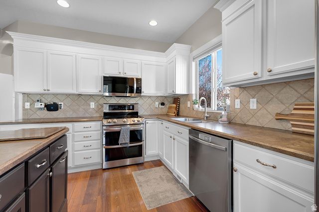 10294 N CARRIAGE LN, Cedar Hills, UT 84062