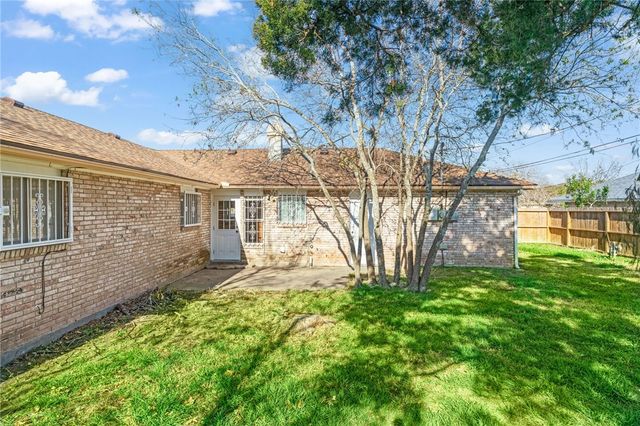 3502 Tiger Lane, Corpus Christi, TX 78415