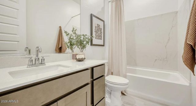 33381 N DILL Avenue, San Tan Valley, AZ 85143