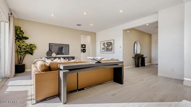 33381 N DILL Avenue, San Tan Valley, AZ 85143