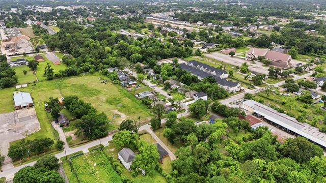 2732 De Soto Street, Houston, TX 77091