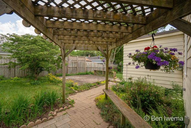 3710 Oriole Avenue Sw, City Of Wyoming, MI 49509