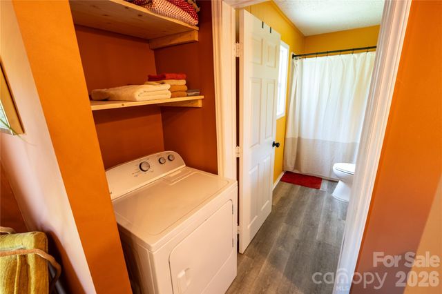974 W US 70 Highway, Morganton, NC 28655