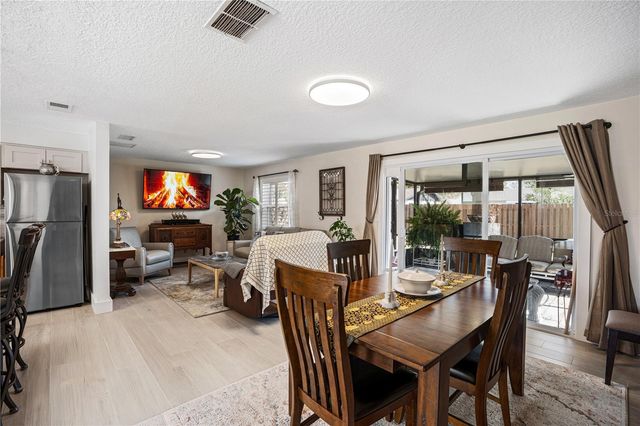 2005 ORIOLE LANE, South Daytona, FL 32119