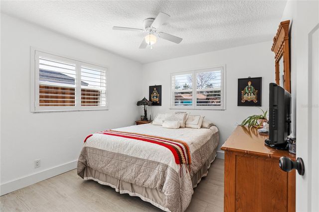 2005 ORIOLE LANE, South Daytona, FL 32119