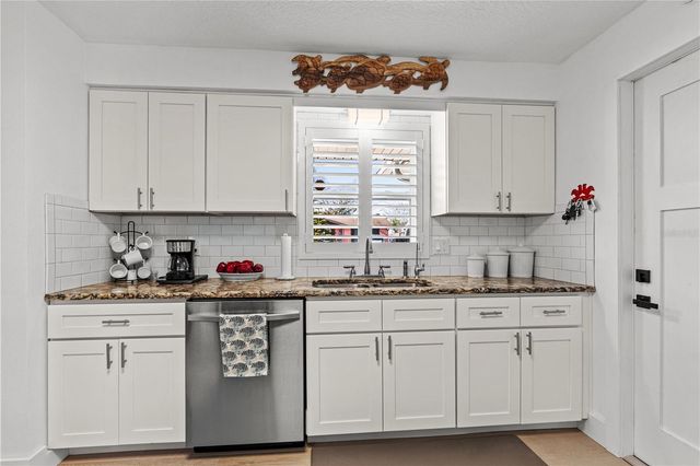 2005 ORIOLE LANE, South Daytona, FL 32119