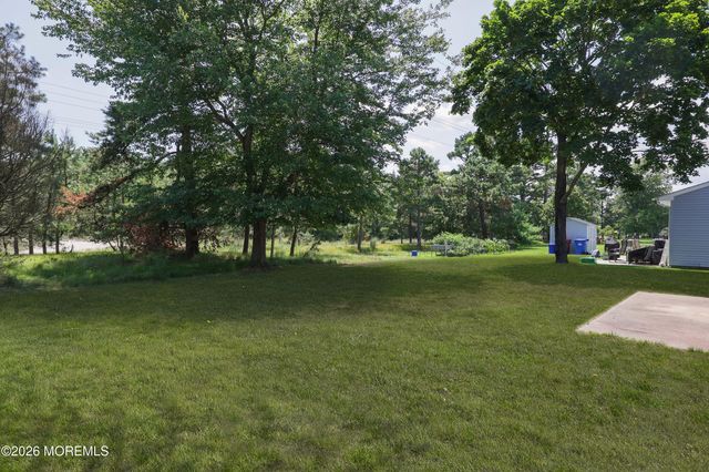 307 Westbrook Drive, Toms River, NJ 08757