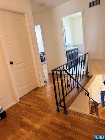 635 5th A, Carlstadt, NJ 07072