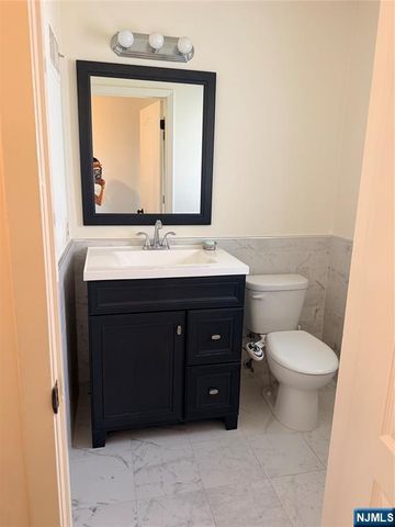 635 5th A, Carlstadt, NJ 07072