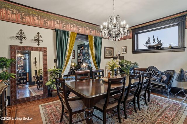 504 Belgravia Ct, Louisville, KY 40208