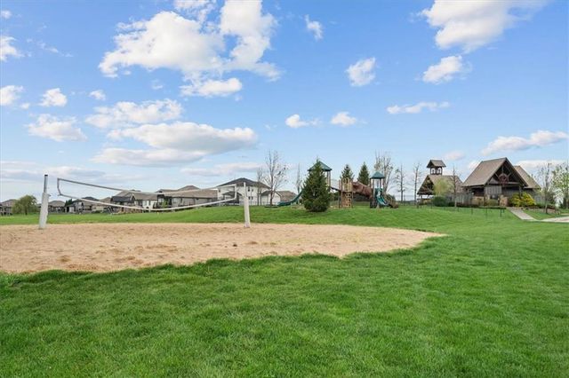 1108 Deer Run Drive, Greenwood, MO 64034