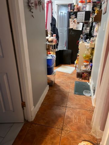 1000 Massena Avenue, Waukegan, IL 60085