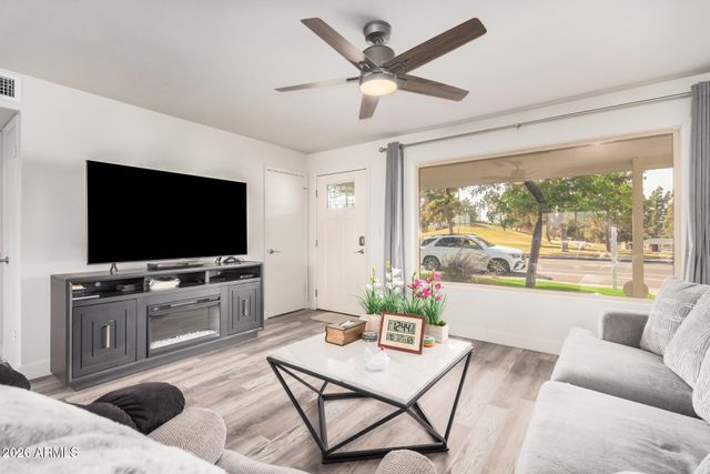 5433 S MILL Avenue, Tempe, AZ 85283