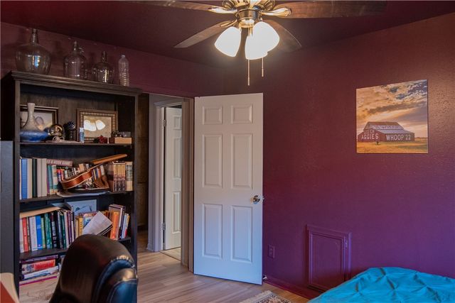 4508 Littleton Court, Bryan, TX 77802