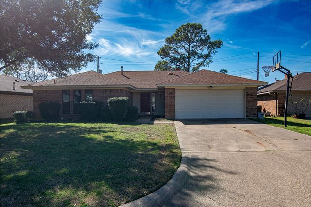 4508 Littleton Court, Bryan, TX 77802