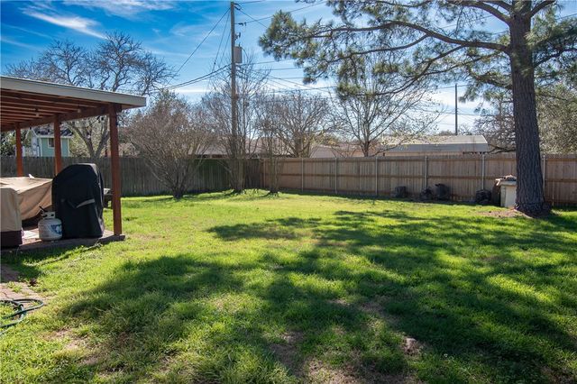 4508 Littleton Court, Bryan, TX 77802