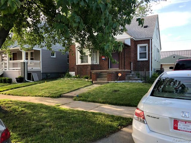 839 E Bennett Avenue, Ferndale, MI 48220