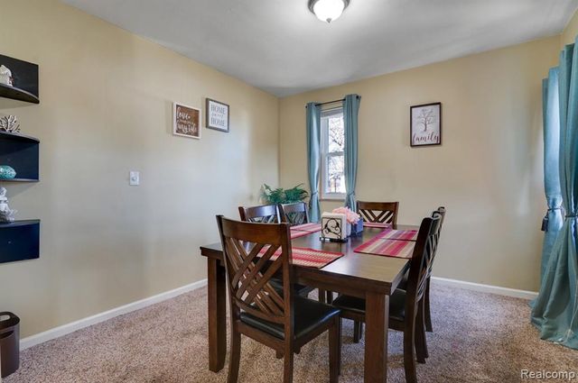 839 E Bennett Avenue, Ferndale, MI 48220