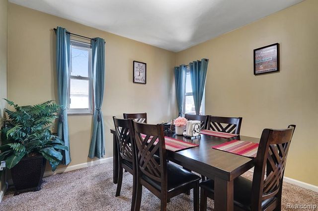 839 E Bennett Avenue, Ferndale, MI 48220