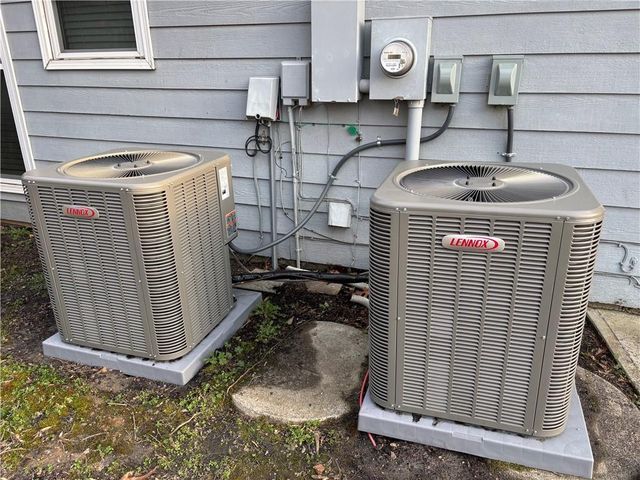 895 Thoroughbred Trace, Sugar Hill, GA 30518