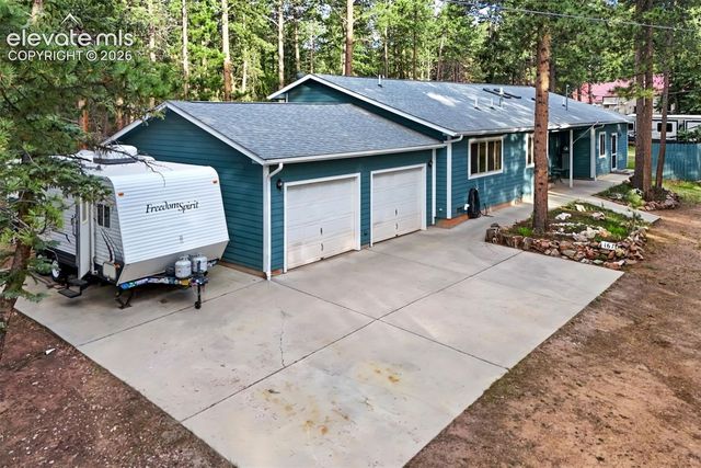 167 E Kelleys Road, Woodland Park, CO 80863