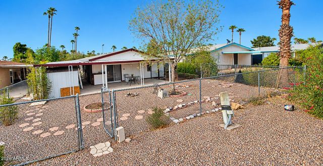 245 S 56th Street 17, Mesa, AZ 85206