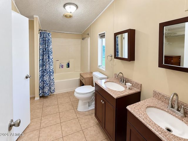 245 S 56th Street 17, Mesa, AZ 85206