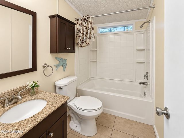 245 S 56th Street 17, Mesa, AZ 85206