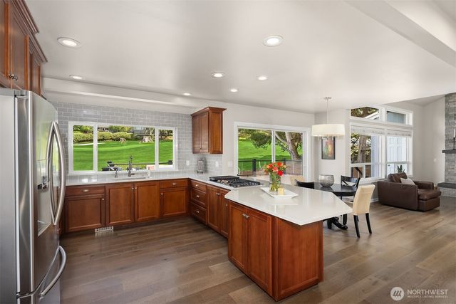 20724 NE 142nd Street, Woodinville, WA 98077