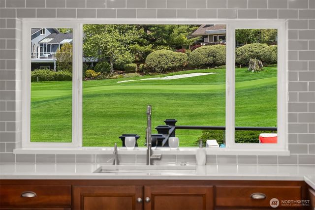 20724 NE 142nd Street, Woodinville, WA 98077