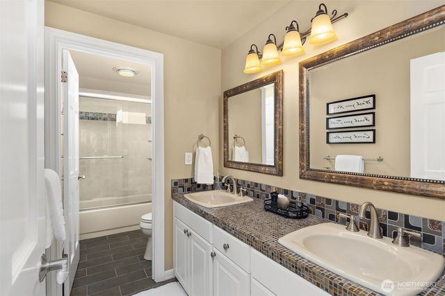 20724 NE 142nd Street, Woodinville, WA 98077
