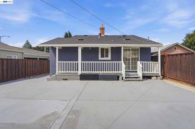 1686 Grand Avenue, San Leandro, CA 94577