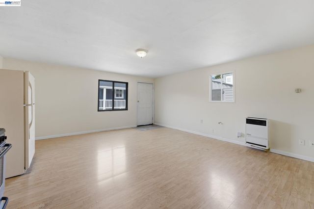 1686 Grand Avenue, San Leandro, CA 94577