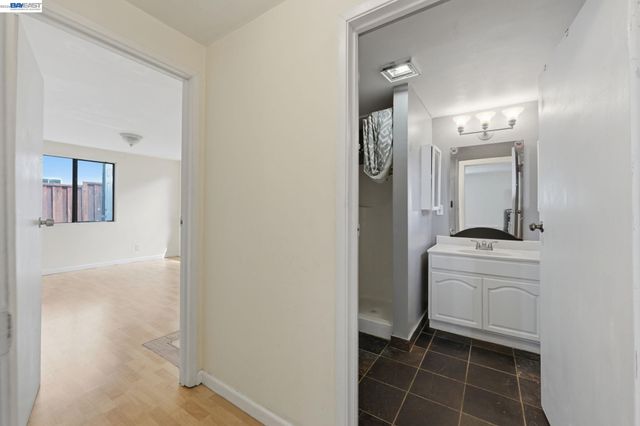 1686 Grand Avenue, San Leandro, CA 94577