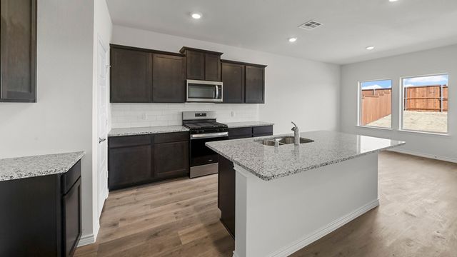 2064 Hearn Drive, Royse City, TX 75189