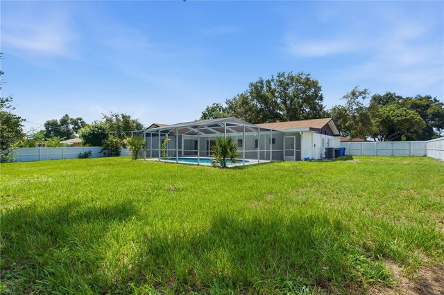 604 ROYAL CREST DRIVE, Brandon, FL 33511