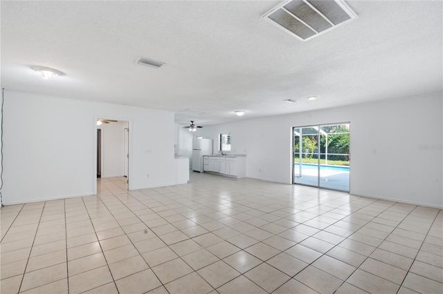 604 ROYAL CREST DRIVE, Brandon, FL 33511