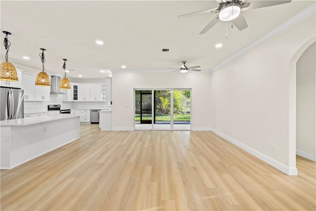 4805 66th Lane, Vero Beach, FL 32967
