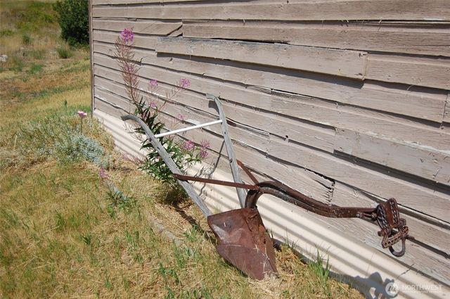 7 Lost Lake Road, Tonasket, WA 98855