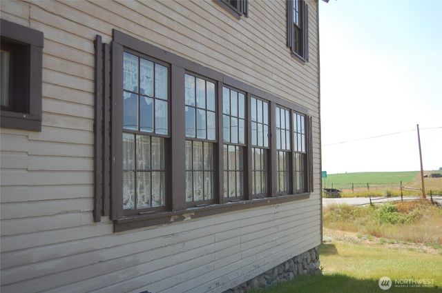 7 Lost Lake Road, Tonasket, WA 98855