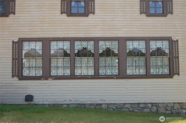 7 Lost Lake Road, Tonasket, WA 98855