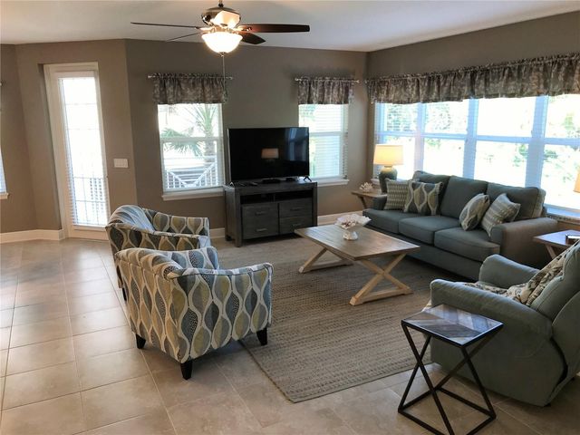 7730 34TH AVENUE W 101, Bradenton, FL 34209