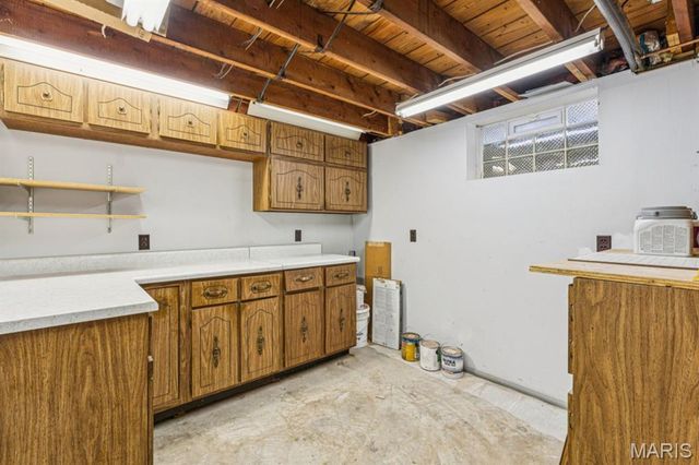 6900 Foxcroft Drive, Affton, MO 63123