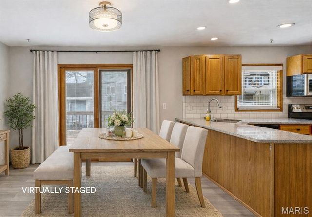 6900 Foxcroft Drive, Affton, MO 63123