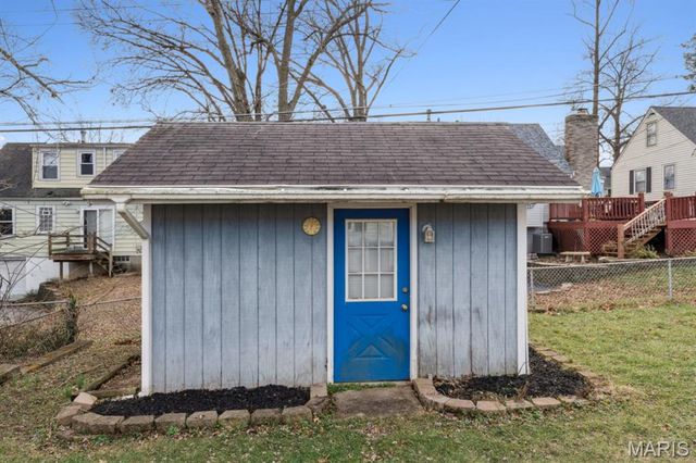 6900 Foxcroft Drive, Affton, MO 63123