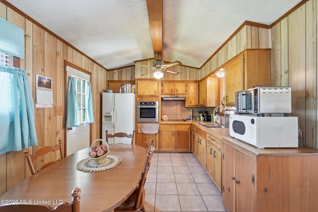 106 Richland Street, Richland, MS 39218