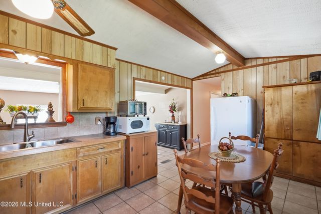 106 Richland Street, Richland, MS 39218