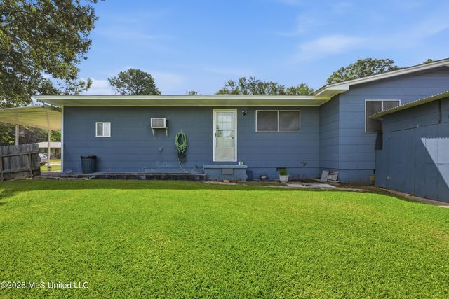 106 Richland Street, Richland, MS 39218