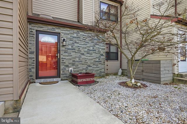 161 VALLEY CIR, Newark, DE 19711